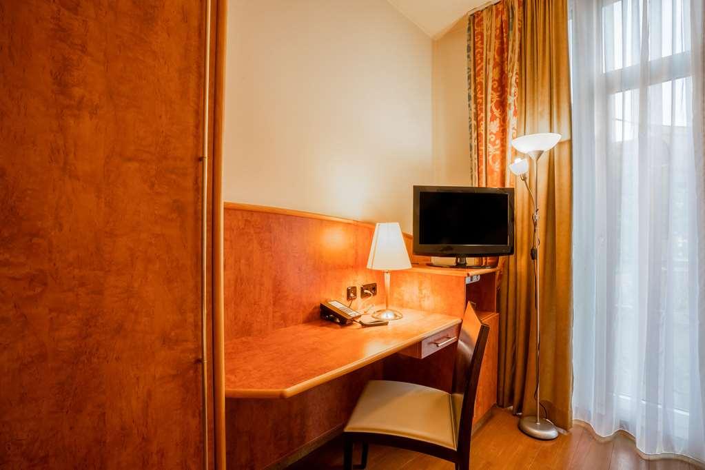1, 2, Sleep Boardinghouse Unterschleissheim Zentrum Chambre photo