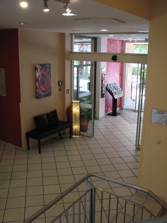 1, 2, Sleep Boardinghouse Unterschleissheim Zentrum Extérieur photo